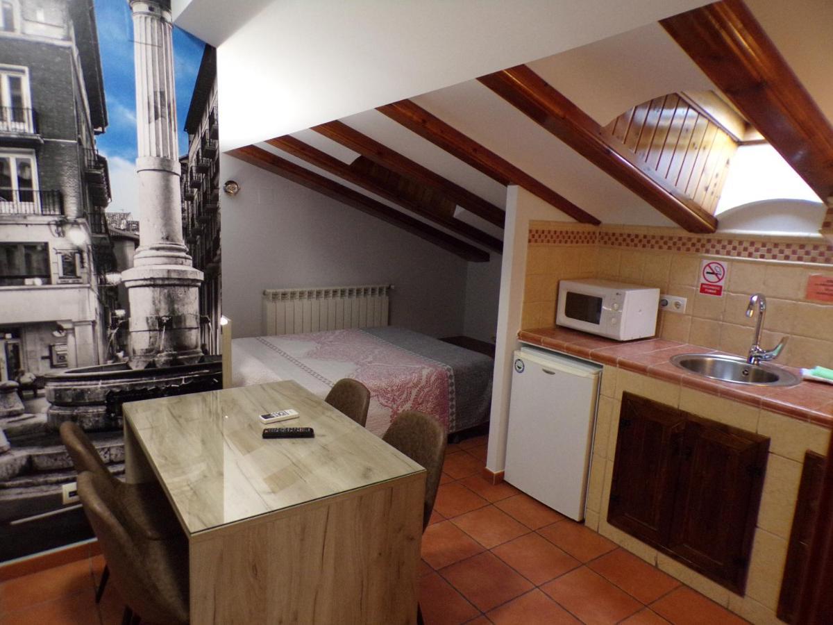 Hostal Serruchi Теруел Екстериор снимка