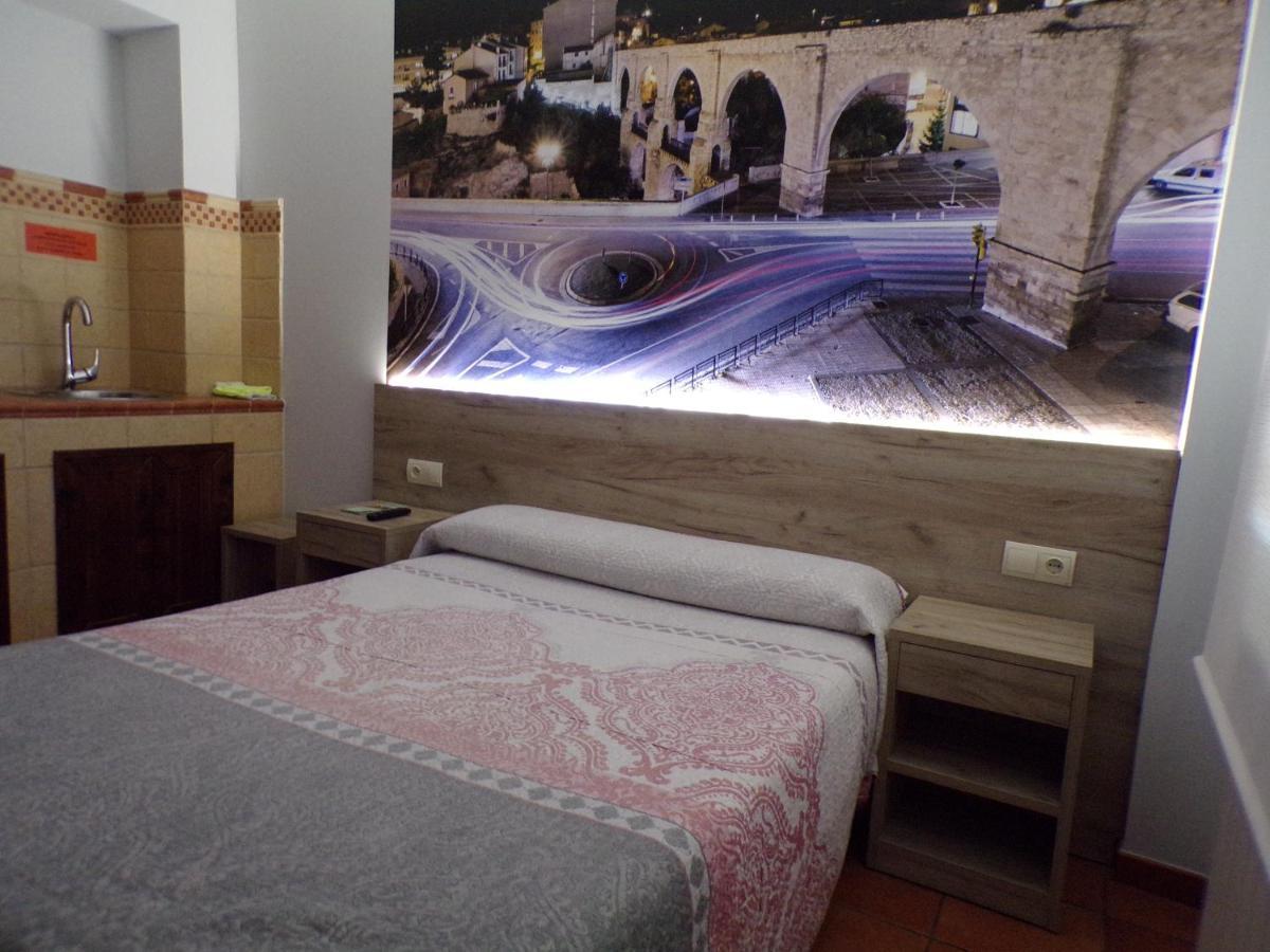 Hostal Serruchi Теруел Екстериор снимка