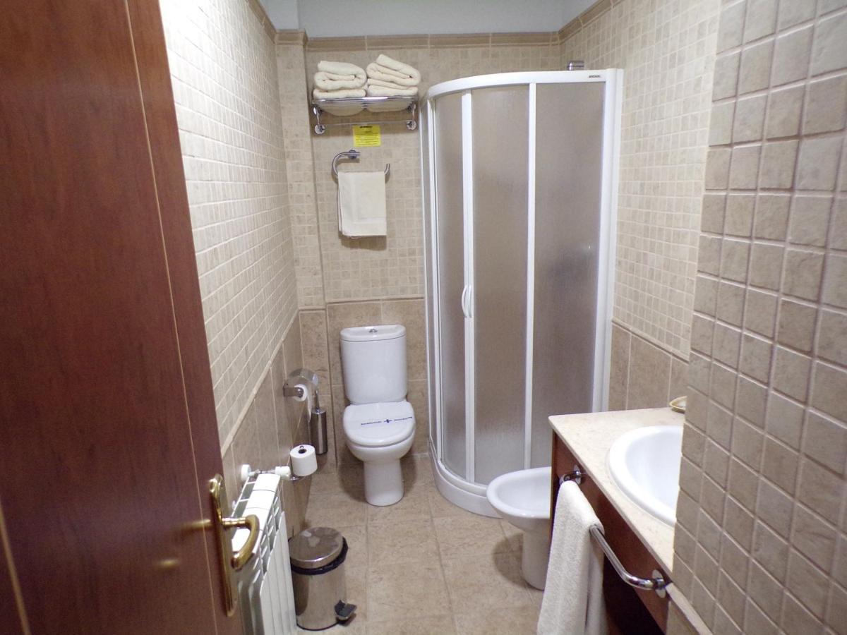 Hostal Serruchi Теруел Екстериор снимка
